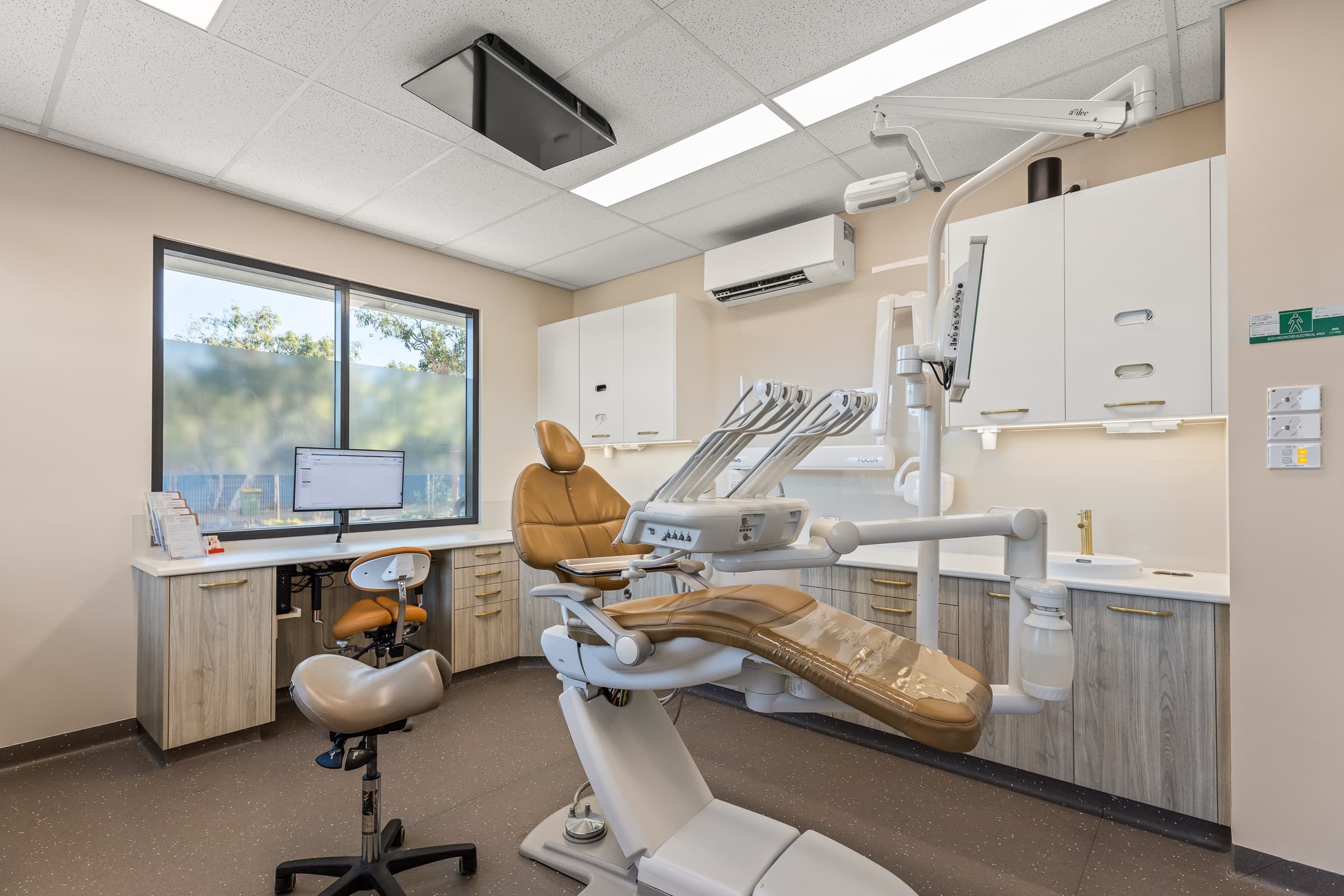 DNTL Code surgery with natural light and a dental chair